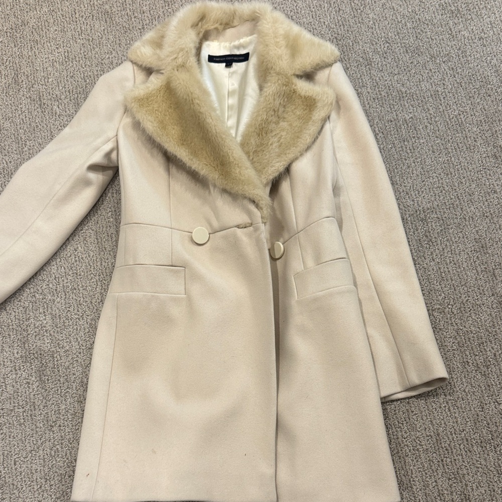 Elegant Cream Faux Fur Collar Coat
